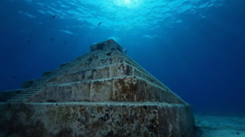 The Yonaguni Monument: An Enigmatic Underwater Enigma